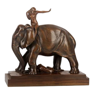 Early 20th Century African Elephant, Tiger and Woman Rider Varnished Wood Sculpture Signed by J. Zanetti
