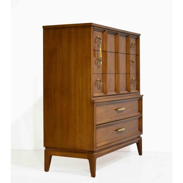 1960s Mid Century Modern Walnut Highboy Dresser by Dixie Furniture For Sale In Chicago - Image 6 of 14
