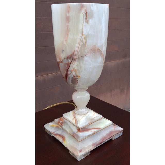 Mid 20th Century Onyx Marble Urn Form Table Lamp For Sale - Image 4 of 7
