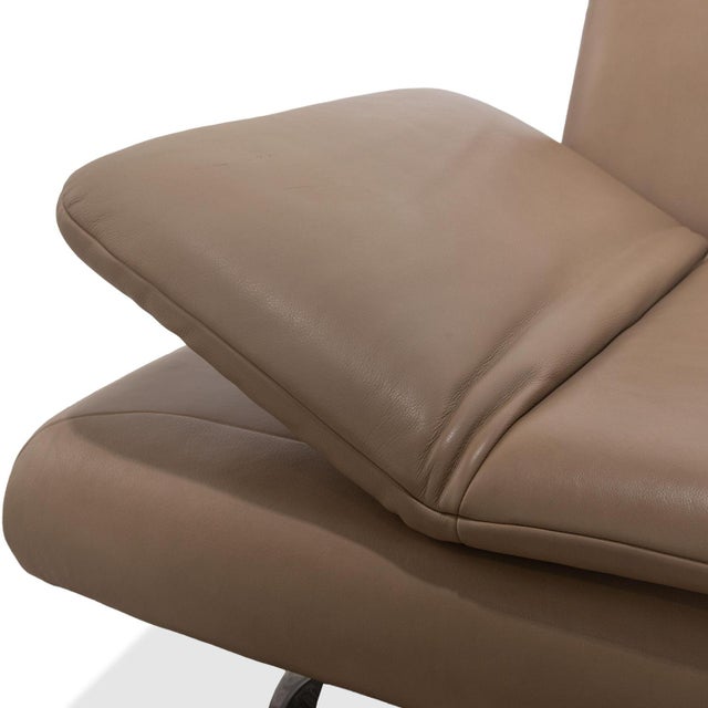 Animal Skin Light Brown Leather Rodrigo Corner Sofa with Manual Function from Contur For Sale - Image 7 of 15