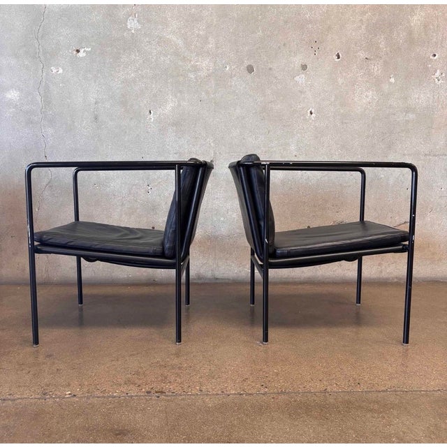 Flexform 1990s Pair of Black Leather Brenda Arm Chairs by Antonio Citterio for Flexform #1 For Sale - Image 4 of 12