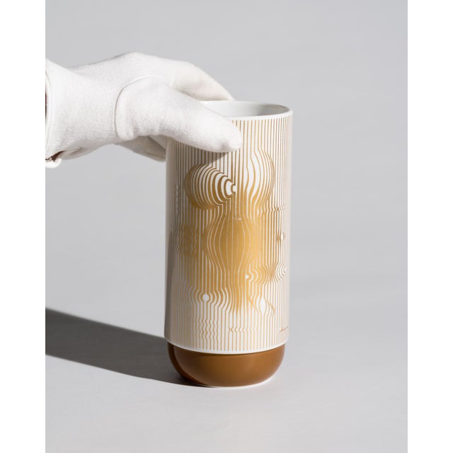 Rosenthal Gilt Manipur Duo Form Vase by Victor Vasarely and Ambrogio Pozzi for Rosenthal, 1970s For Sale - Image 4 of 8
