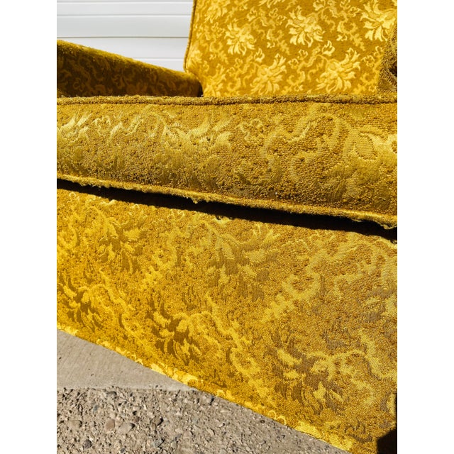 Vintage 1970s Mid Century Modern Gold Swivel Accent Chair For Sale - Image 4 of 11