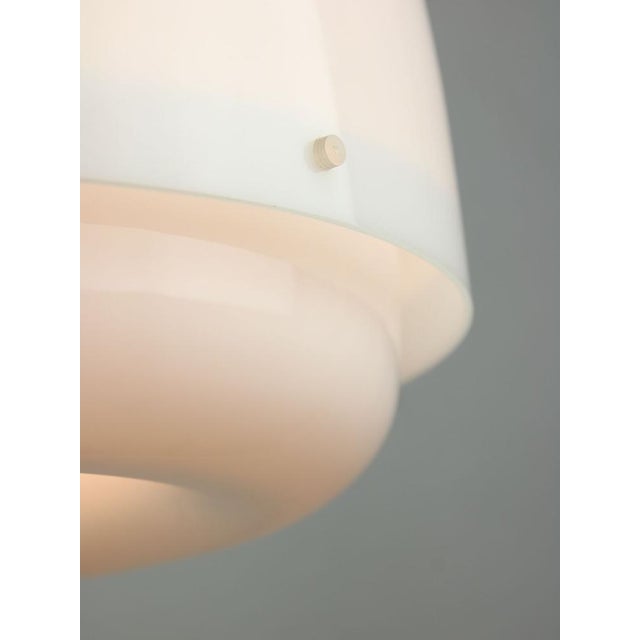 Italian White Medusa Pendant Lamp by Luigi Massoni for Guzzini, 1970s For Sale - Image 16 of 17