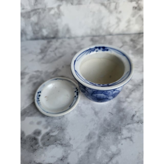 1980s Blue and White Flowers Porcelain Planter For Sale - Image 9 of 13