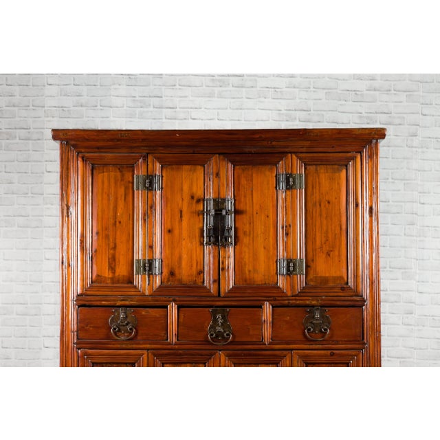 Chinese Qing Dynasty 19th Century Accordion Doors Cabinet with Three Drawers For Sale - Image 10 of 13
