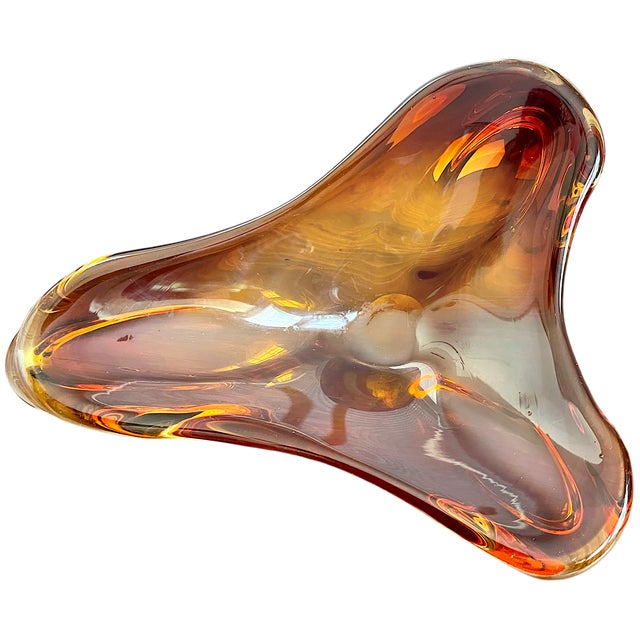 Afra & Tobia Scarpa Mid 20th Century Venetian Murano Style Amber Sommerso Art Glass Biomorphic Dish Bowl For Sale - Image 4 of 11