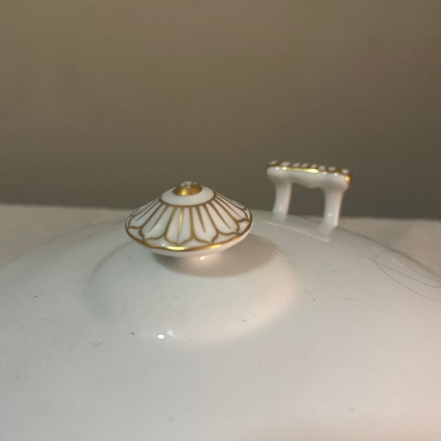 1950s 1950s Fukagawa Arita "Golden Wheat" Pattern Covered Serving Bowl For Sale - Image 5 of 9