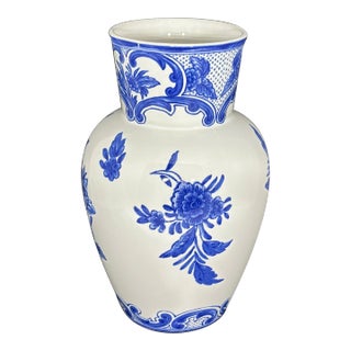 1996 Tiffany & Co. Tiffany Delft Vase Blue and White Porcelain Vase For Sale