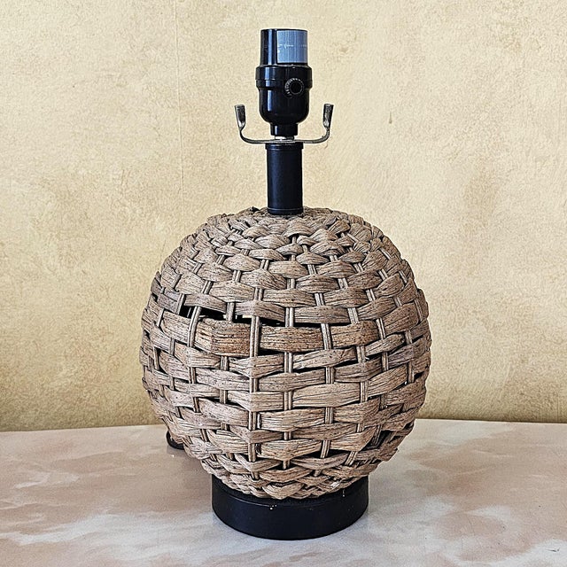 Vintage Natural Rattan Woven Table Lamp With Matching Basket Weave Shade For Sale - Image 10 of 18