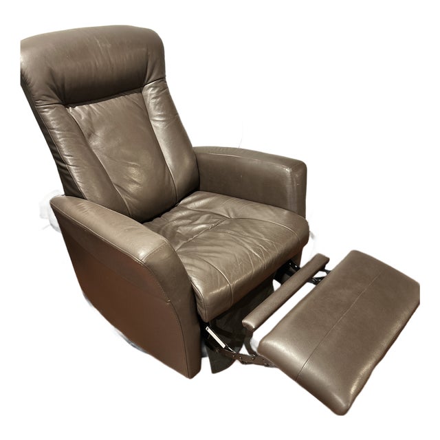 Img Scandanavian Leather Recliner: Like New! For Sale