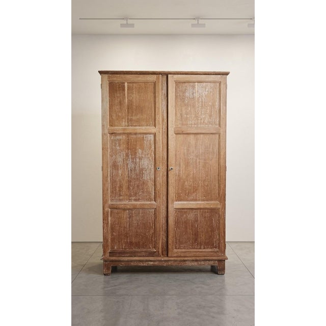 Mid-Century Modern French Reconstruction Oak Wardrobe in the style of René Gabriel, 1950s For Sale - Image 3 of 4