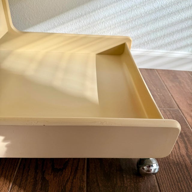 Late 20th Century Beige Lacquer Bar Cart Game Table Like Marcello Siard For Sale - Image 10 of 12