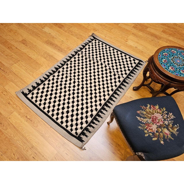 Vintage Native American Navajo Rug, Handwoven Wool, Allover Tumbling Block Pattern, 3x5 For Sale - Image 13 of 13