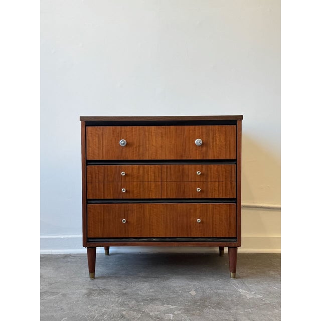 Mid-Century Modern 1960s "Townset" Chest of Drawers by Morris of Ca, Attributed For Sale - Image 3 of 11