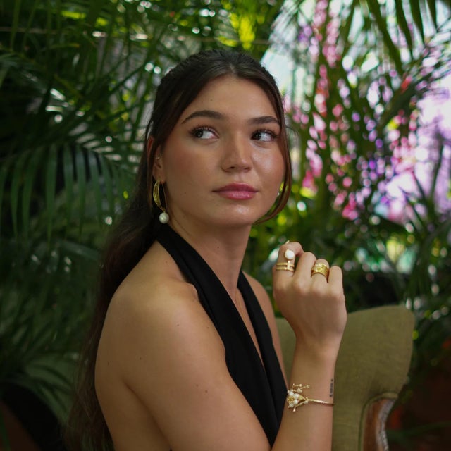 Metal Floral Pearl & Gold Elegant Bridal Bracelet For Sale - Image 7 of 8