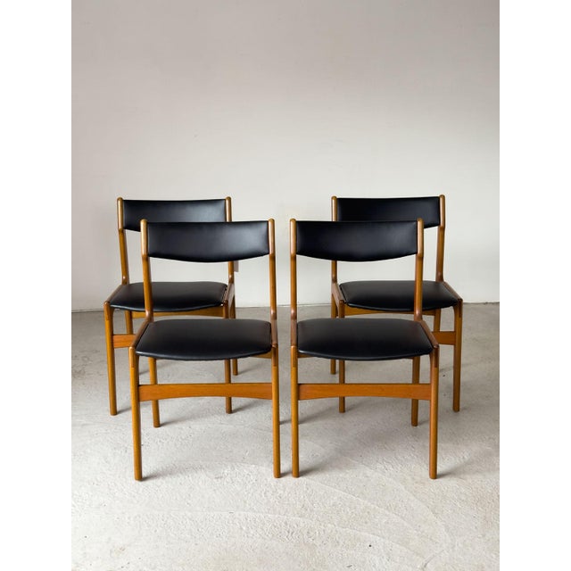 Teak Dining Chairs attributed to Erik Buch for Oddense Maskinsnedkeri, Denmark, 1960s, Set of 4 For Sale - Image 18 of 18