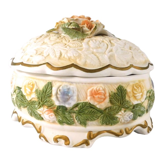 Unmarked White Ceramic Decorative or Serving Bowl With Lid # 27264 For Sale