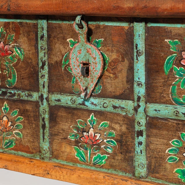Vintage Floral Blanket Chest, 1920s For Sale - Image 6 of 7