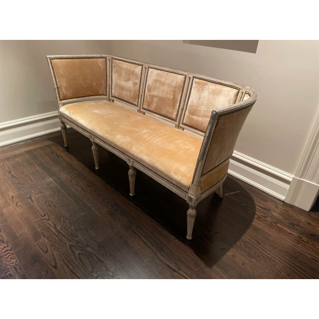 Early 19th Century Early 19th Century Italian Settee of Neoclassical Form For Sale - Image 5 of 11