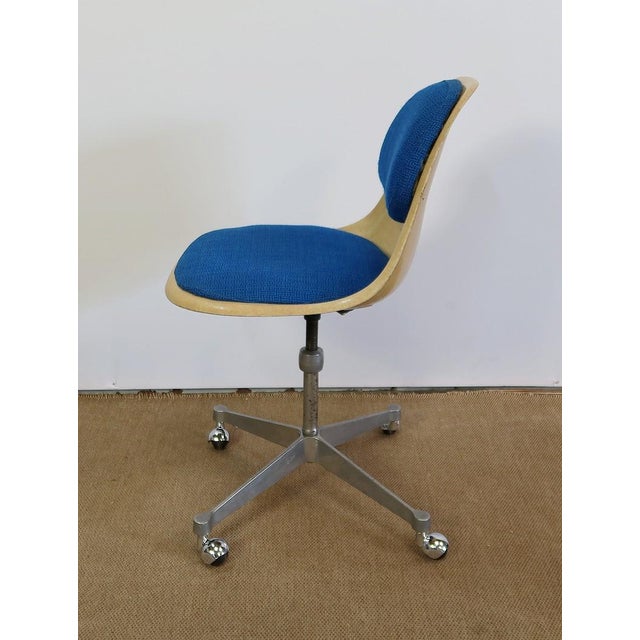Herman Miller Swivel Chair by Charles & Ray Eames for Herman Miller, 1970s For Sale - Image 4 of 18