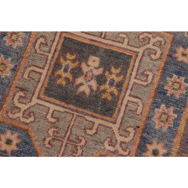 Southwestern Kazak Rustic Light Gray/Light Blue Wool Rug - 3'10''x5'10'' For Sale In New York - Image 6 of 10