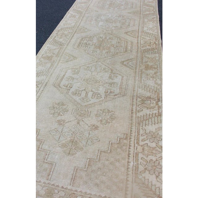 Subdued Vintage Hand Knotted Turkish Oushak Runner With Medallions in Soft Cream For Sale - Image 11 of 12