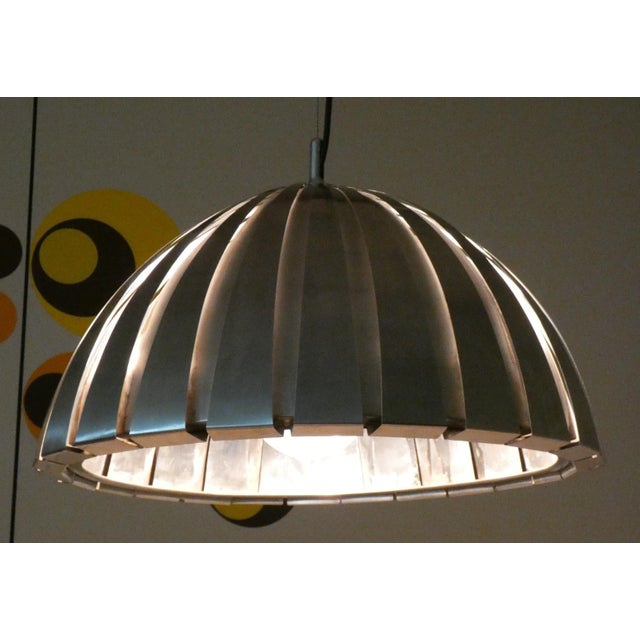 Metal Calotta Pendant Lamp by Elio Martinelli for Martinelli Luce, Italy, 1970s For Sale - Image 7 of 15