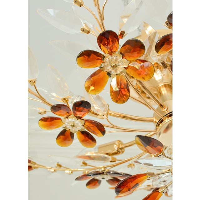 1970s Large Amber Crystal Flower Chandelier, Maison Baguès Style, 8-Light For Sale - Image 6 of 8