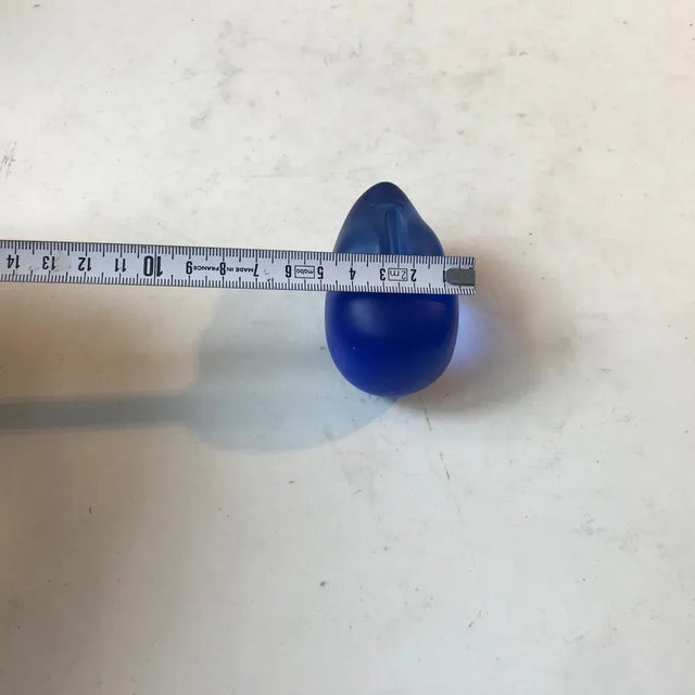 Glass Blue Glass Head by Bertil Vallien for Kosta Boda For Sale - Image 7 of 8