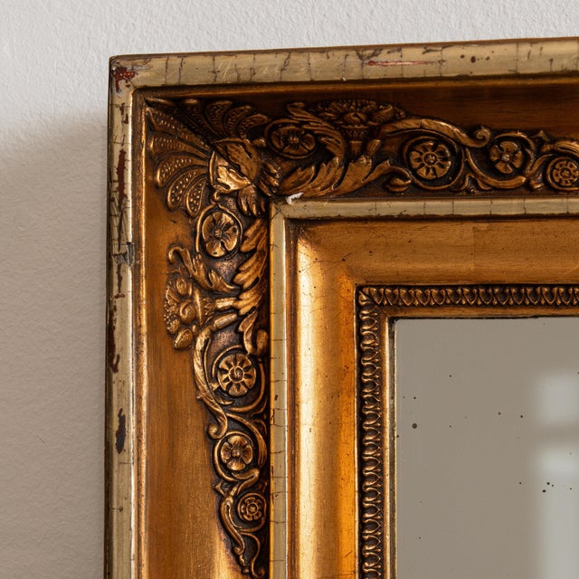 French 19th Century France Antique Gold Carved Giltwood Mirror For Sale - Image 3 of 9
