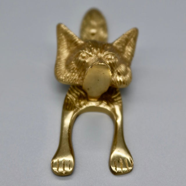 Mid 20th Century Vintage Brass Fox Head Door Knocker — Figural Animal Hardware For Sale - Image 5 of 7