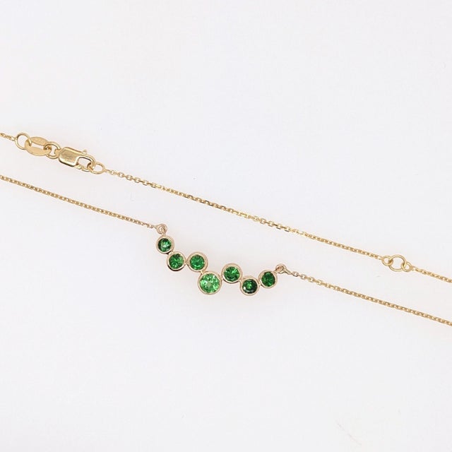 2020s Natural Tsavorite Garnet Pendant Necklace With Attached Chain: Solid 14k Gold For Sale - Image 5 of 10
