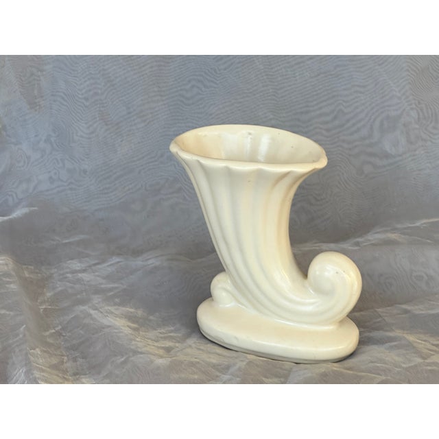 1930s McCoy Pottery Cornucopia Vase For Sale - Image 5 of 12