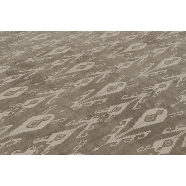 Traditional Oversized Contemporary Flatweave Ikat Cotton Dhurrie Rug by Rug & Kilim, India For Sale - Image 3 of 10