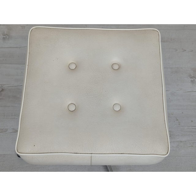 White Vintage White Pouf in Leather For Sale - Image 8 of 10