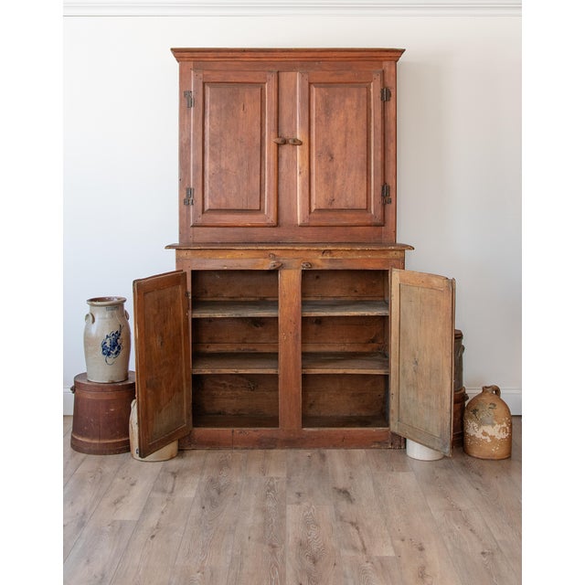 1780s Early American New England Kitchen Cupboard in Wide Plank Pine For Sale - Image 4 of 4