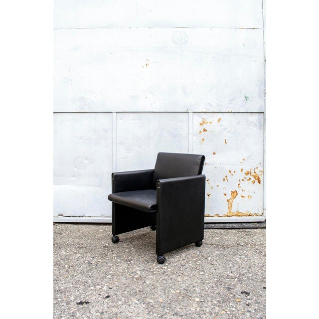 Set of four chairs with solid wood structure of Faggio and plywood, aluminum and steel uprights, polyurethane padded...