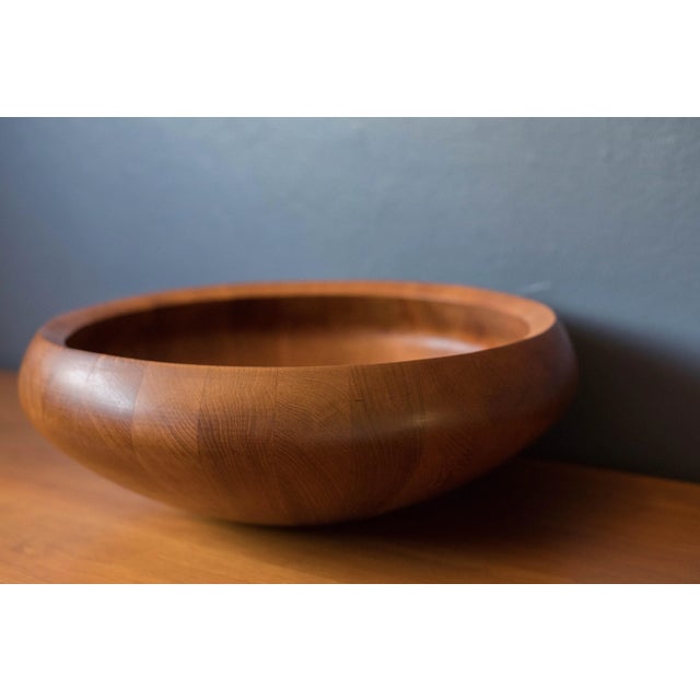 Early Danish Teak Centerpiece Serving Bowl by Jens H. Quistgaard for Dansk For Sale In Monterey, CA - Image 6 of 11