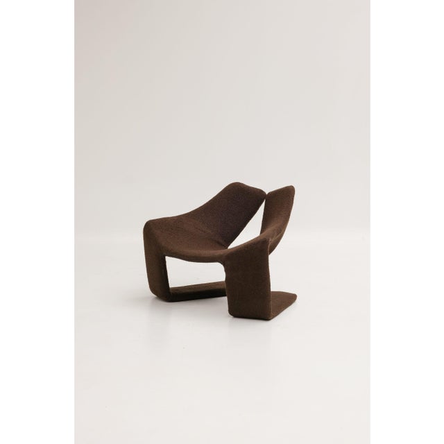 Zen lounge chair designed by Kwok Hoi Chan and produced by Steiner. The frame features an upholstered seat and back, fully...