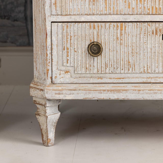 Pair 19th C. Swedish Gustavian Painted Bedside Commodes With Reeded Drawers For Sale In Wichita - Image 6 of 17
