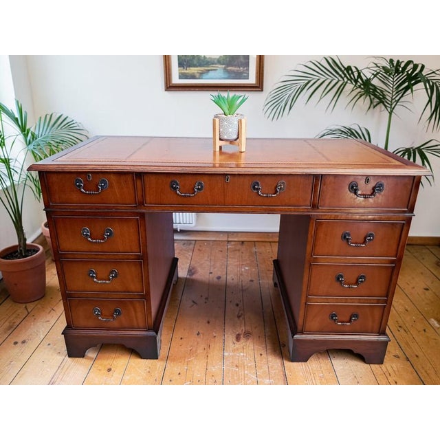 Antique Twin Pedestal Desk in Mahogany with Leather Top, 1980s For Sale - Image 3 of 18