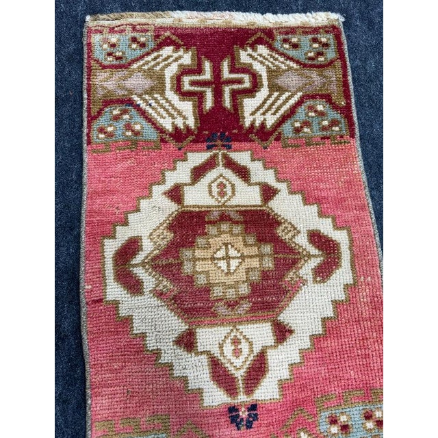 Turkish Yastik Rug 1'4" x 2'9" For Sale - Image 4 of 5