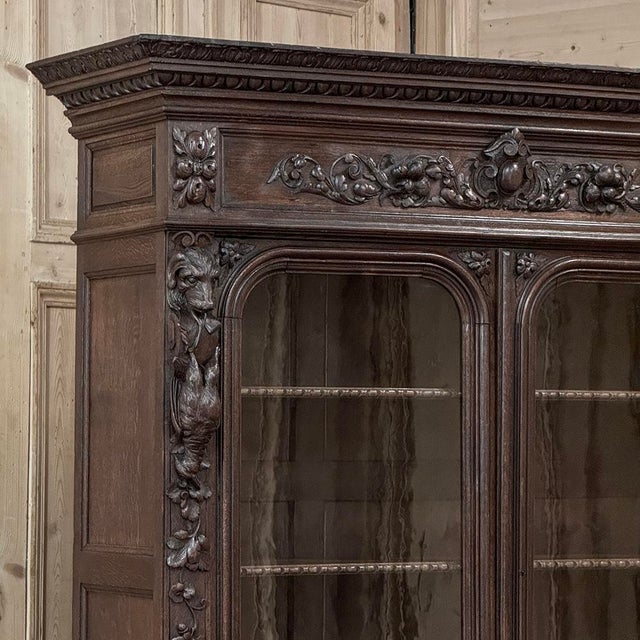 19th Century French Renaissance Hunt Bookcase ~ Bibliotheque For Sale - Image 4 of 18