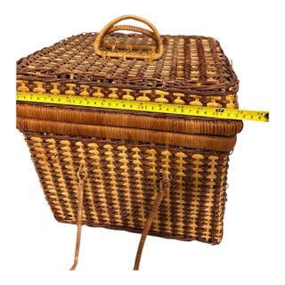Vintage Wicker Basket With Lid, Two Tone Woven Rattan Storage Basket, Boho Cottage Decor, Rustic Decorative Picnic Basket For Sale