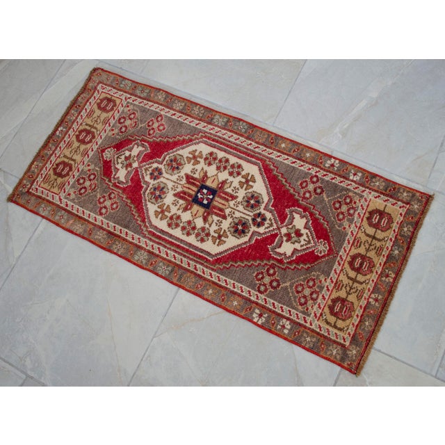 1970s Hand Made Small Turkish Rug. DoorMat Entry Decor Kitchen Mat Baht Mat - 18'' X 37'' For Sale - Image 9 of 12