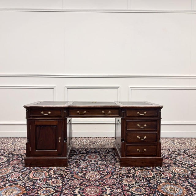 English Desk with Black Leather For Sale - Image 3 of 18