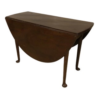 18th Century Queen Anne Oval Mahogany Drop Leaf Table For Sale