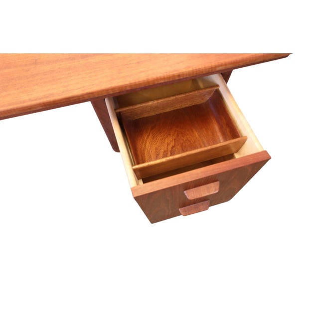 Wood Extendable Desk in Teak by Carl Aage Skov for Munch Møbler, 1960s For Sale - Image 7 of 18