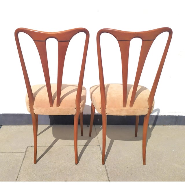 The chairs are attributed to Guglielmo Ulrich for form and style. Originals of the 1940s. This piece is designed in the...